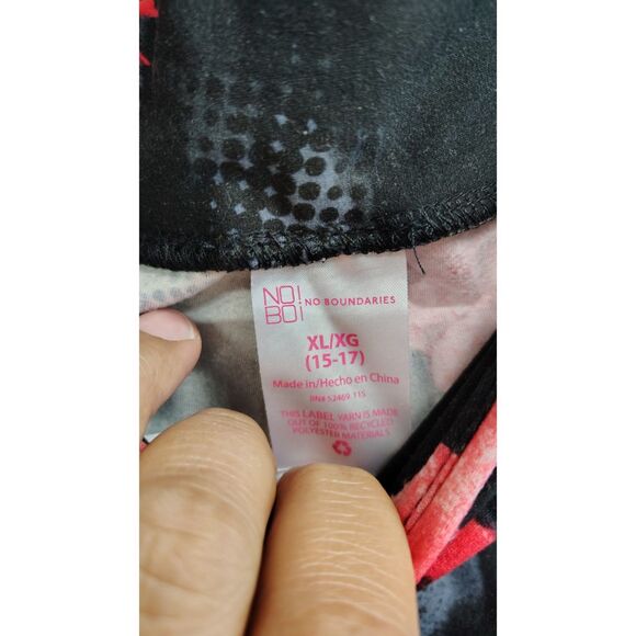 No Boundaries Women's Black Floral Pattern XL Leggings - Picture 3 of 6